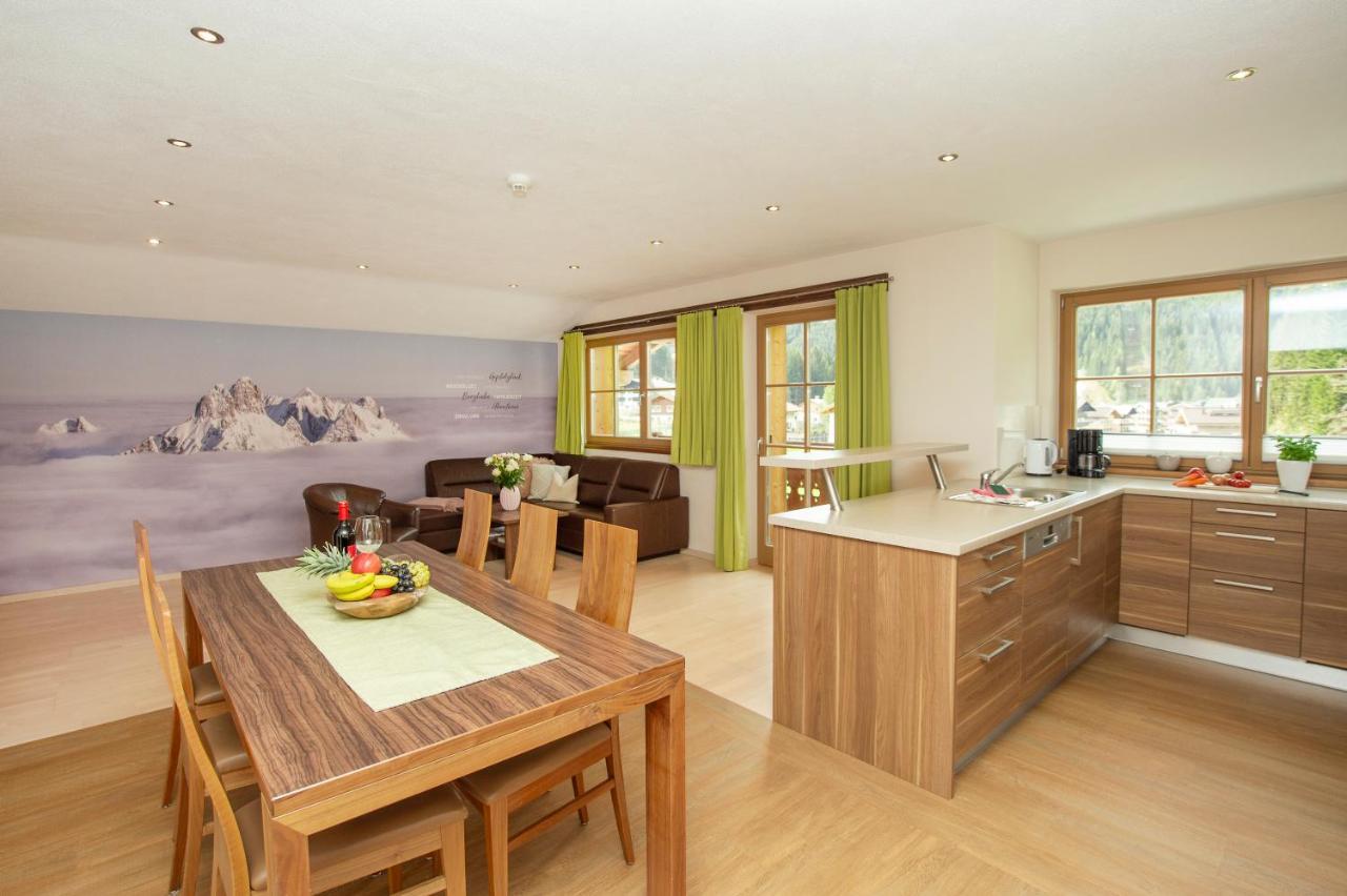 Ferienwohnung "Mein Alpenjuwel" フィルツモース エクステリア 写真
